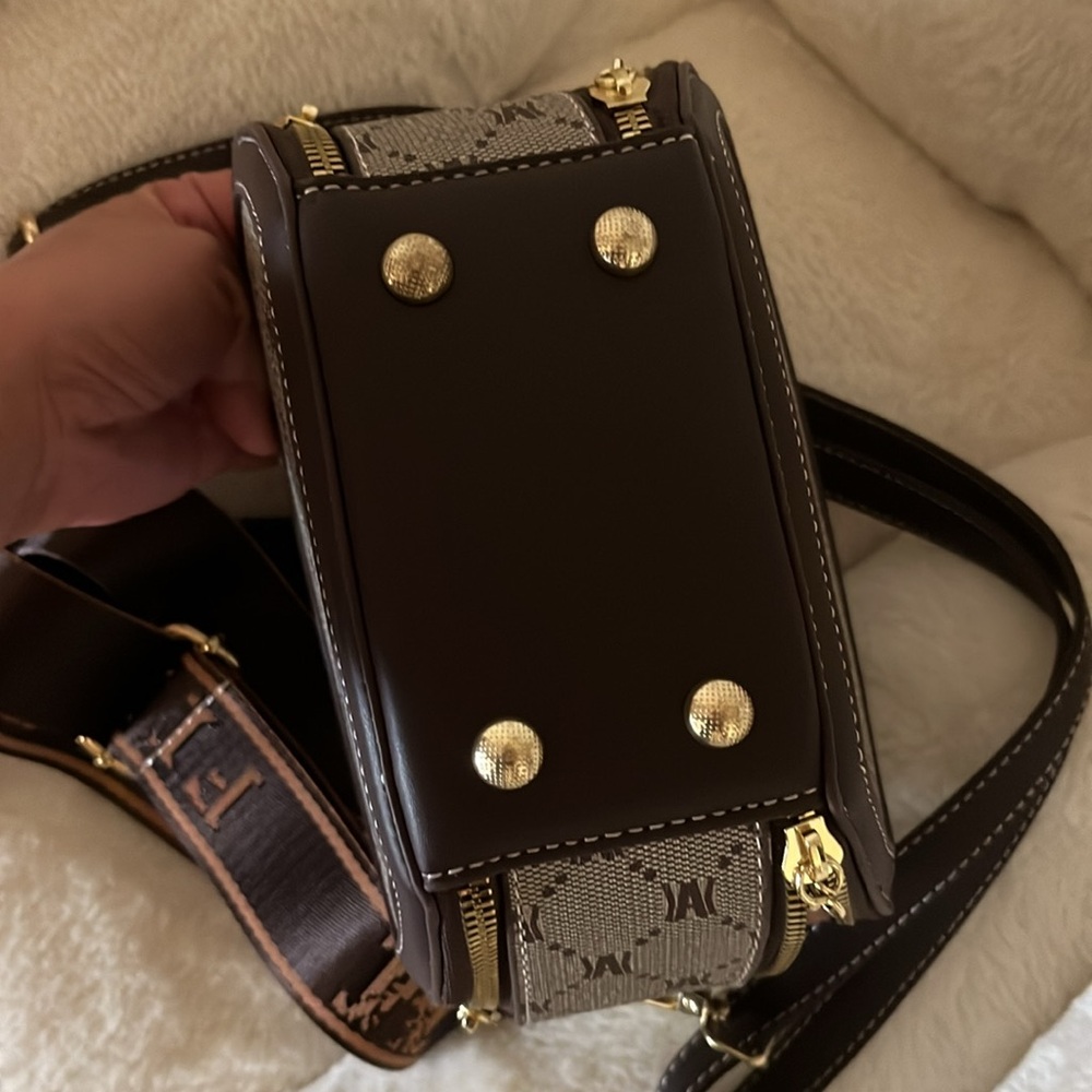 Bag - Picture 3 of 3